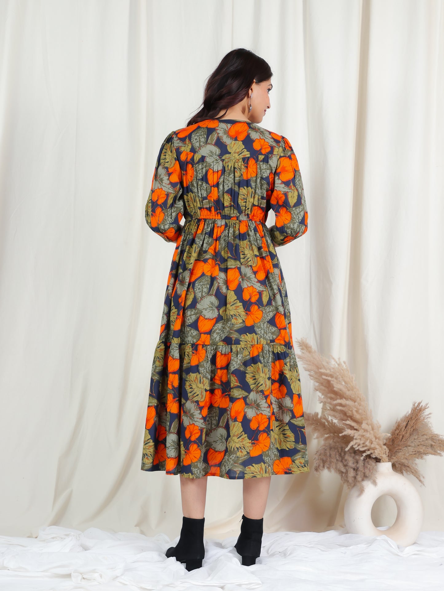 Soft Cotton Foliage Gathered Green Dress