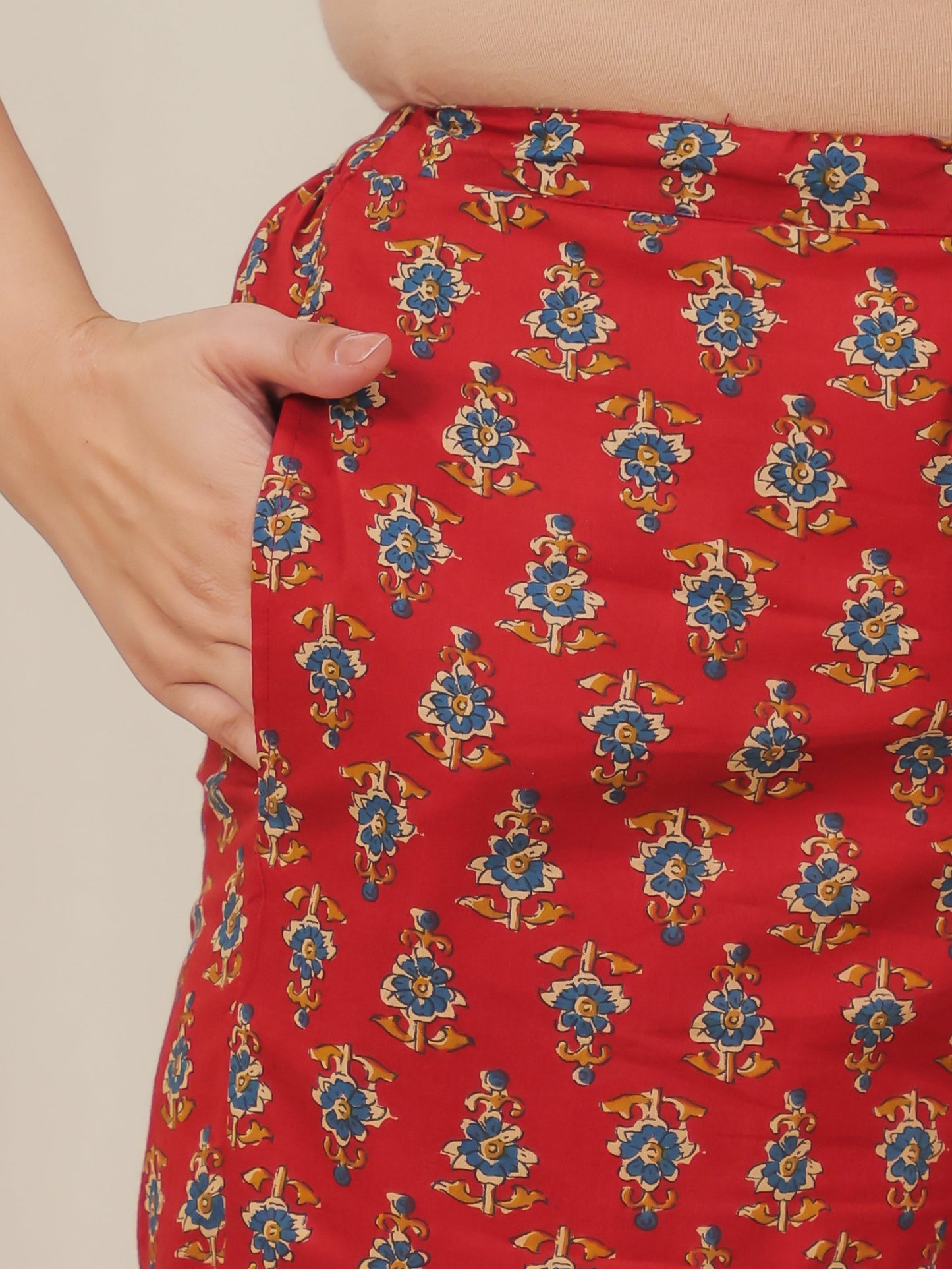 Soft Cotton Floral Red Tapered Tapered Trousers