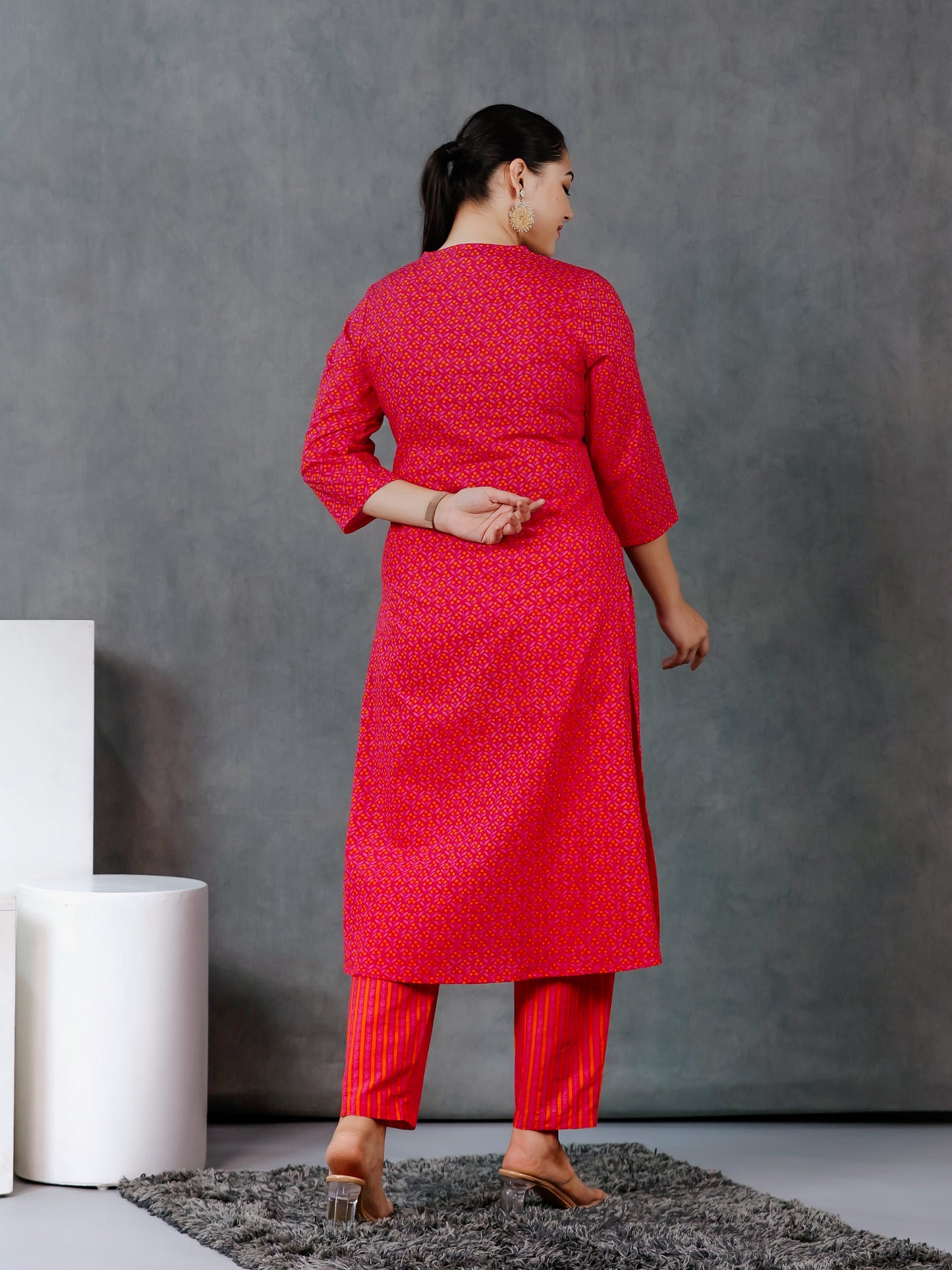 Soft Cotton Geometric A-line Pink Kurta