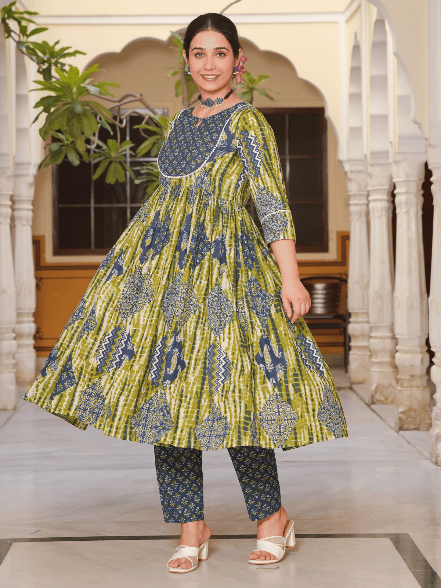 Soft Cotton Geometric Gathered Blue Kurta