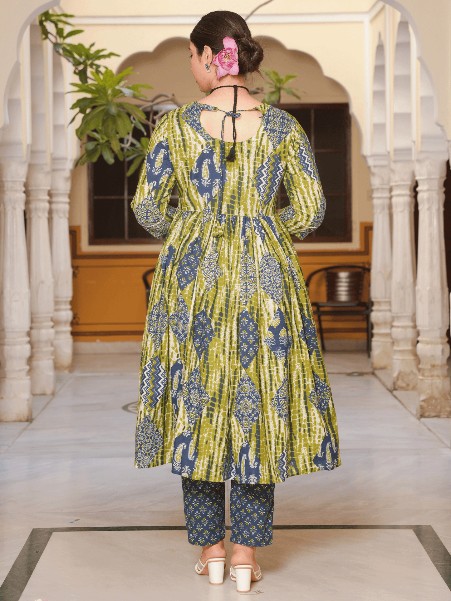 Soft Cotton Geometric Gathered Blue Kurta