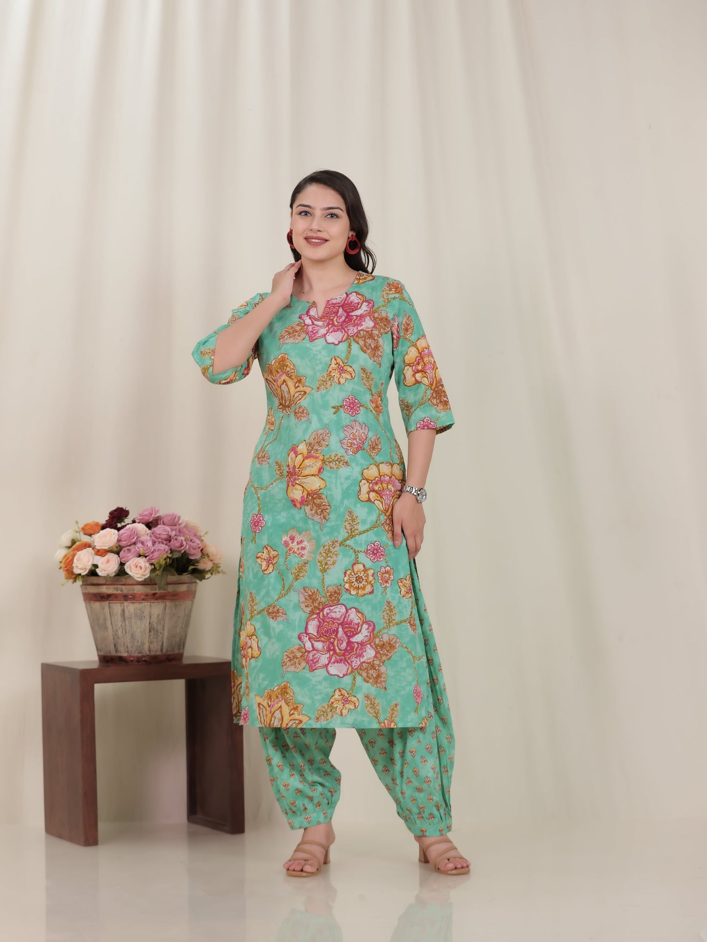 Soft Cotton Floral Straight Green Kurta
