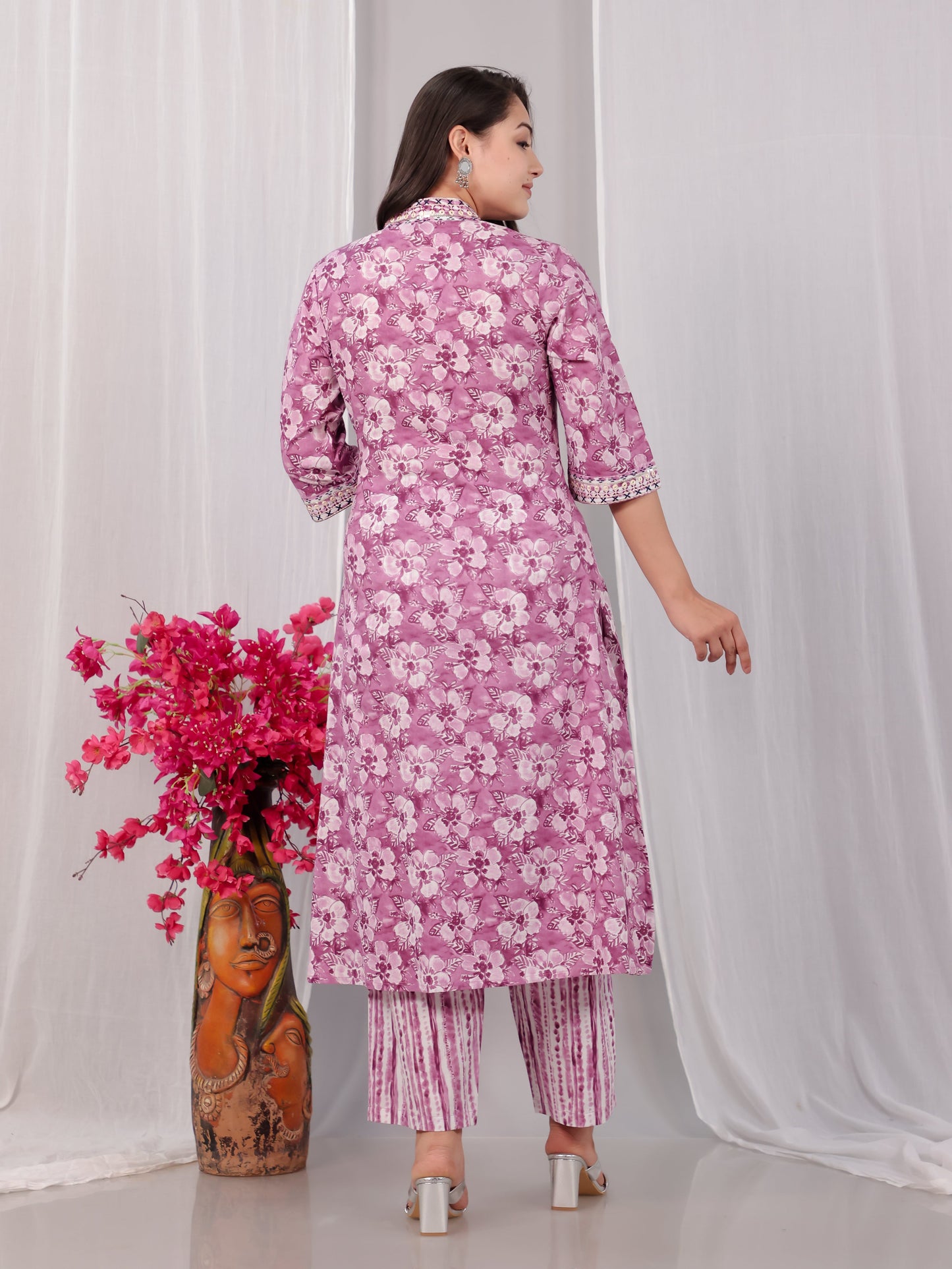 Embroidered Soft Cotton Floral Straight Purple Kurta