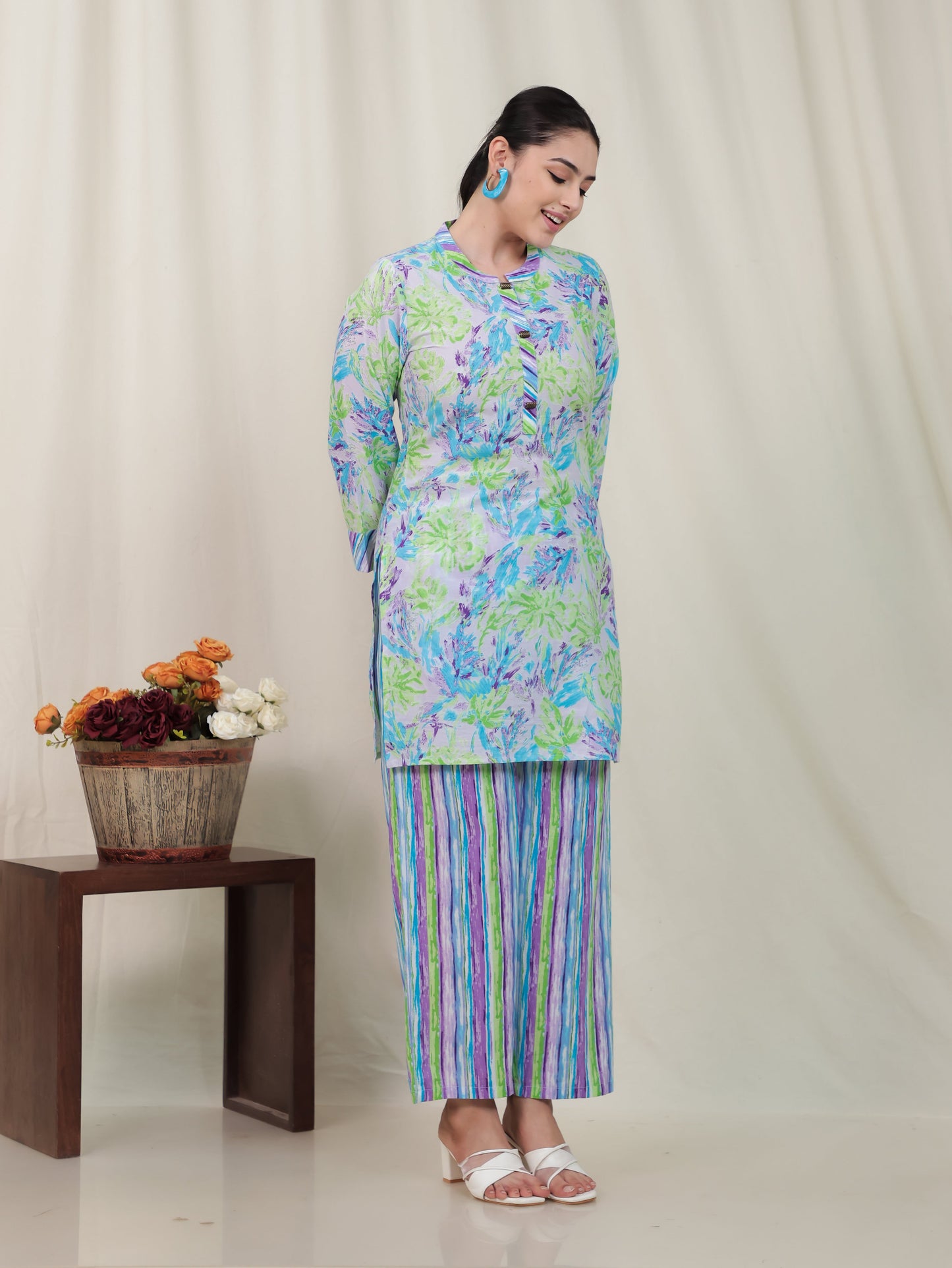 Soft Cotton Abstract Straight Purple Kurta