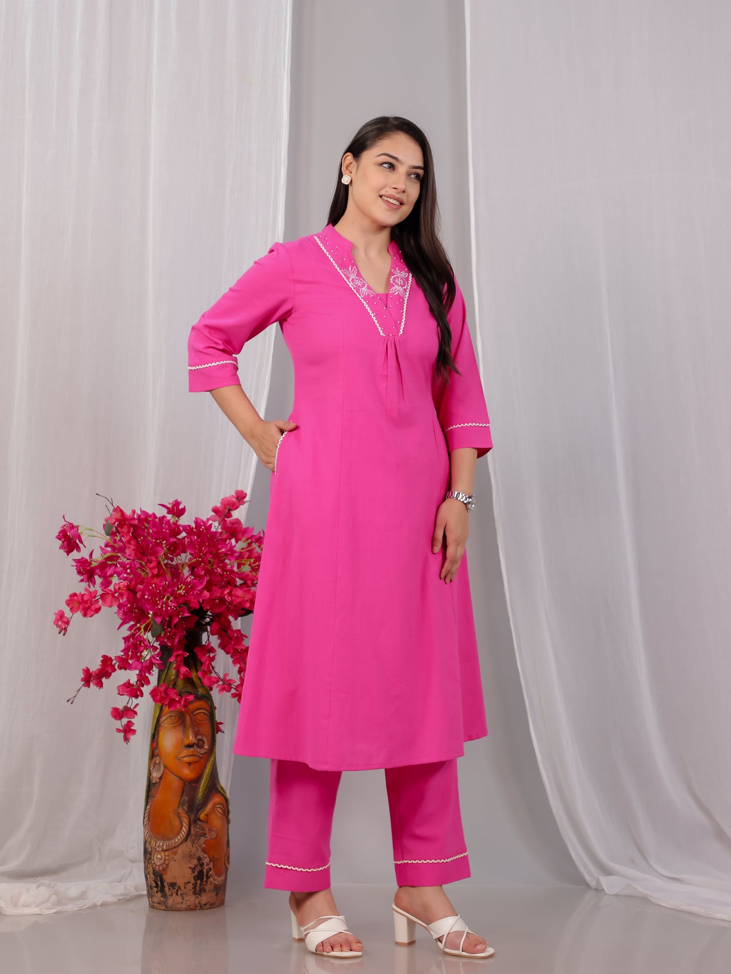 Embroidered Linen Cotton Solid Flared Pink Kurta