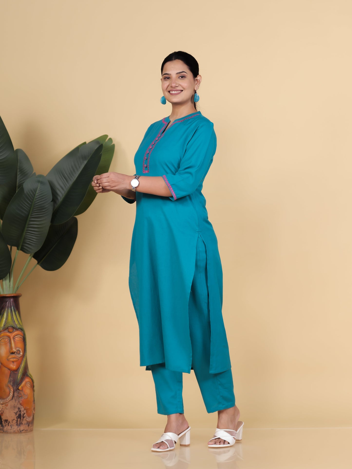Embroidered Linen Cotton Solid Straight Teal Kurta