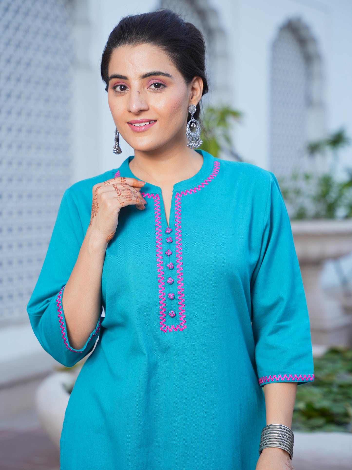 Embroidered Linen Cotton Solid Straight Teal Kurta