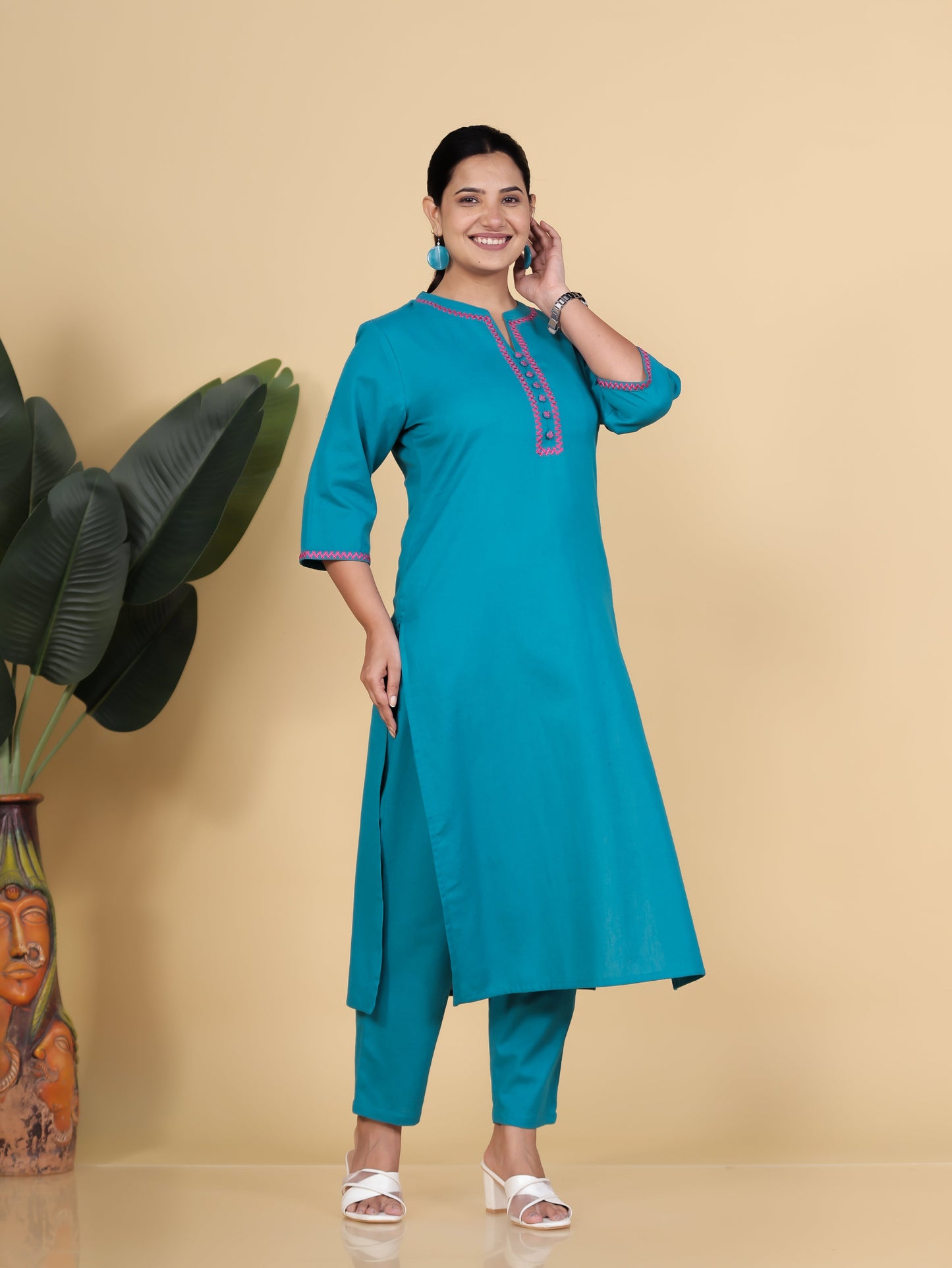 Embroidered Linen Cotton Solid Straight Teal Kurta
