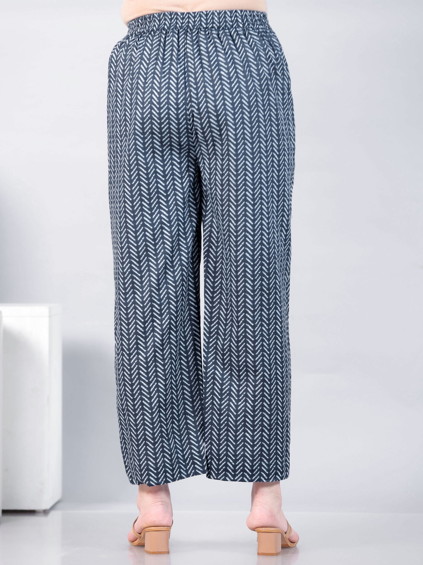 Soft Cotton Border print Indigo blue Straight Trousers