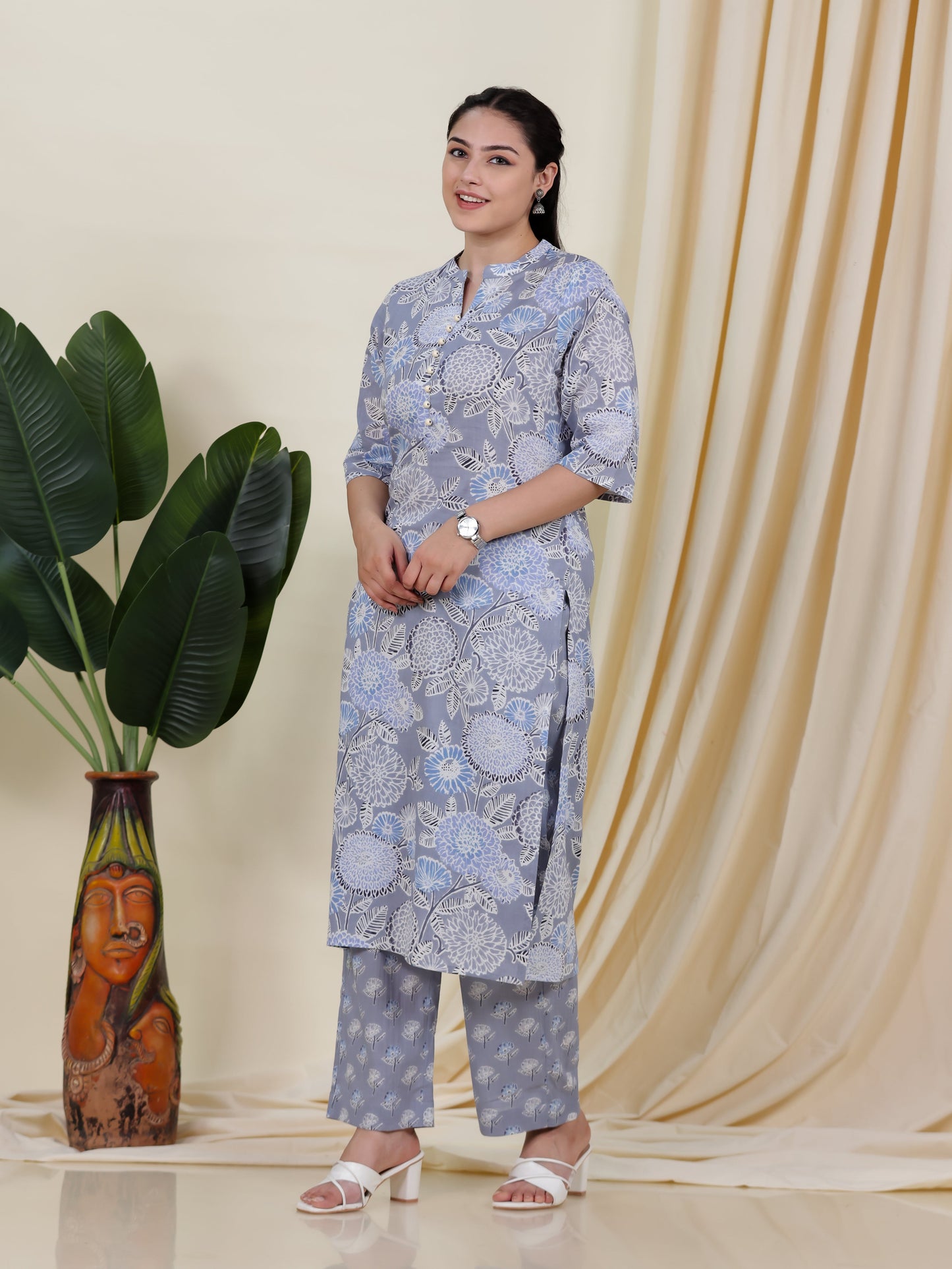 Soft Cotton Geometric Straight Blue Kurta