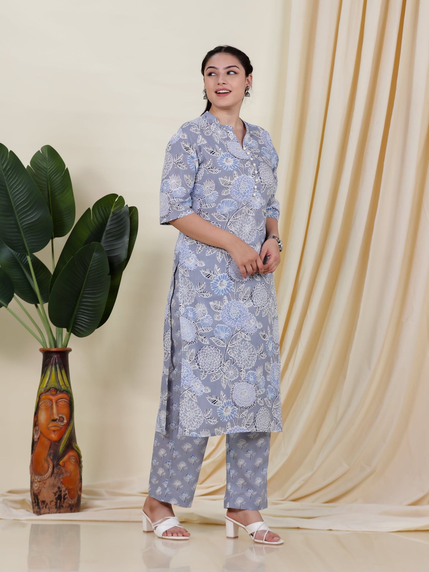 Soft Cotton Geometric Straight Blue Kurta