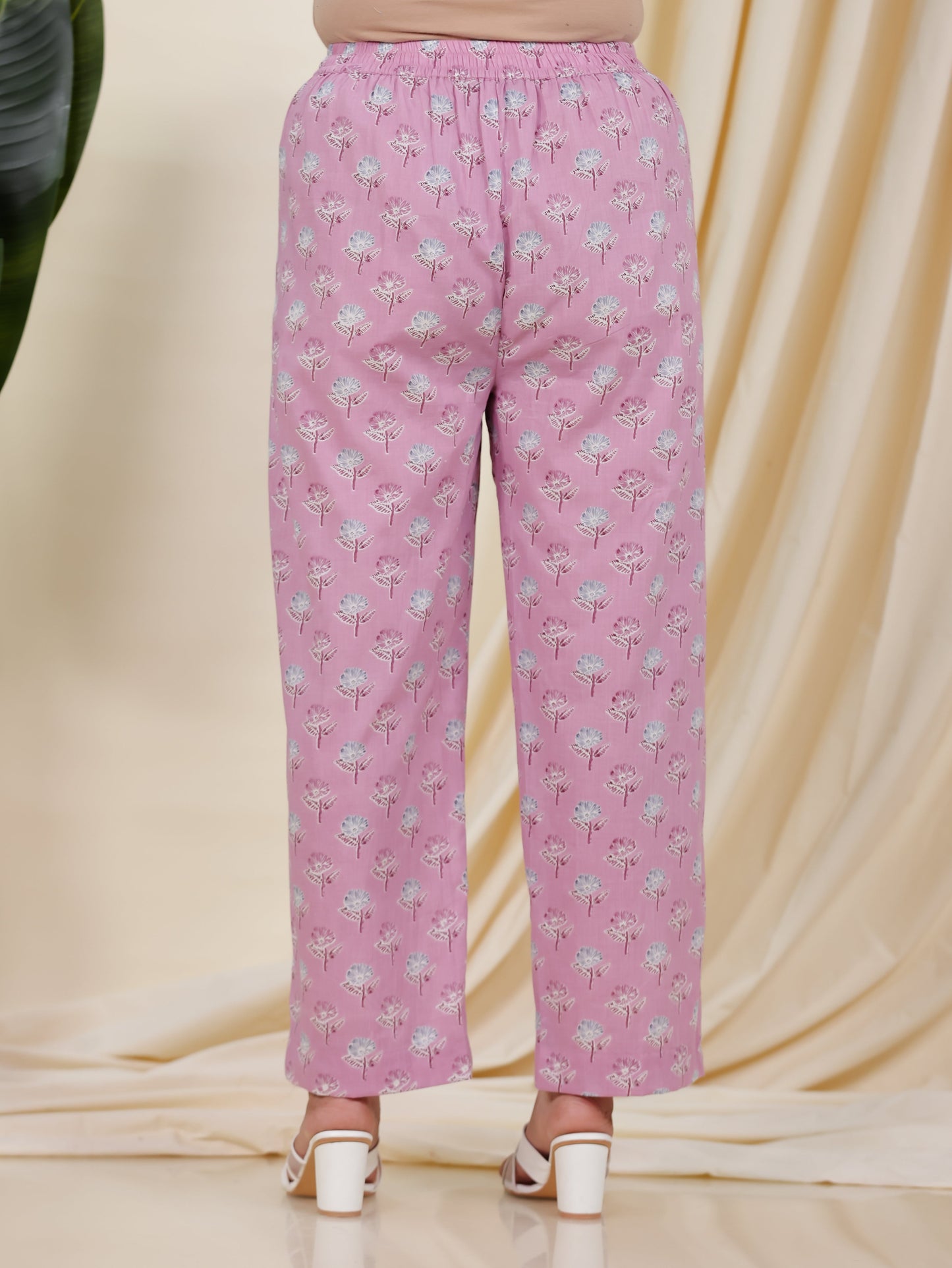 Soft Cotton Geometric Straight Pink Kurta