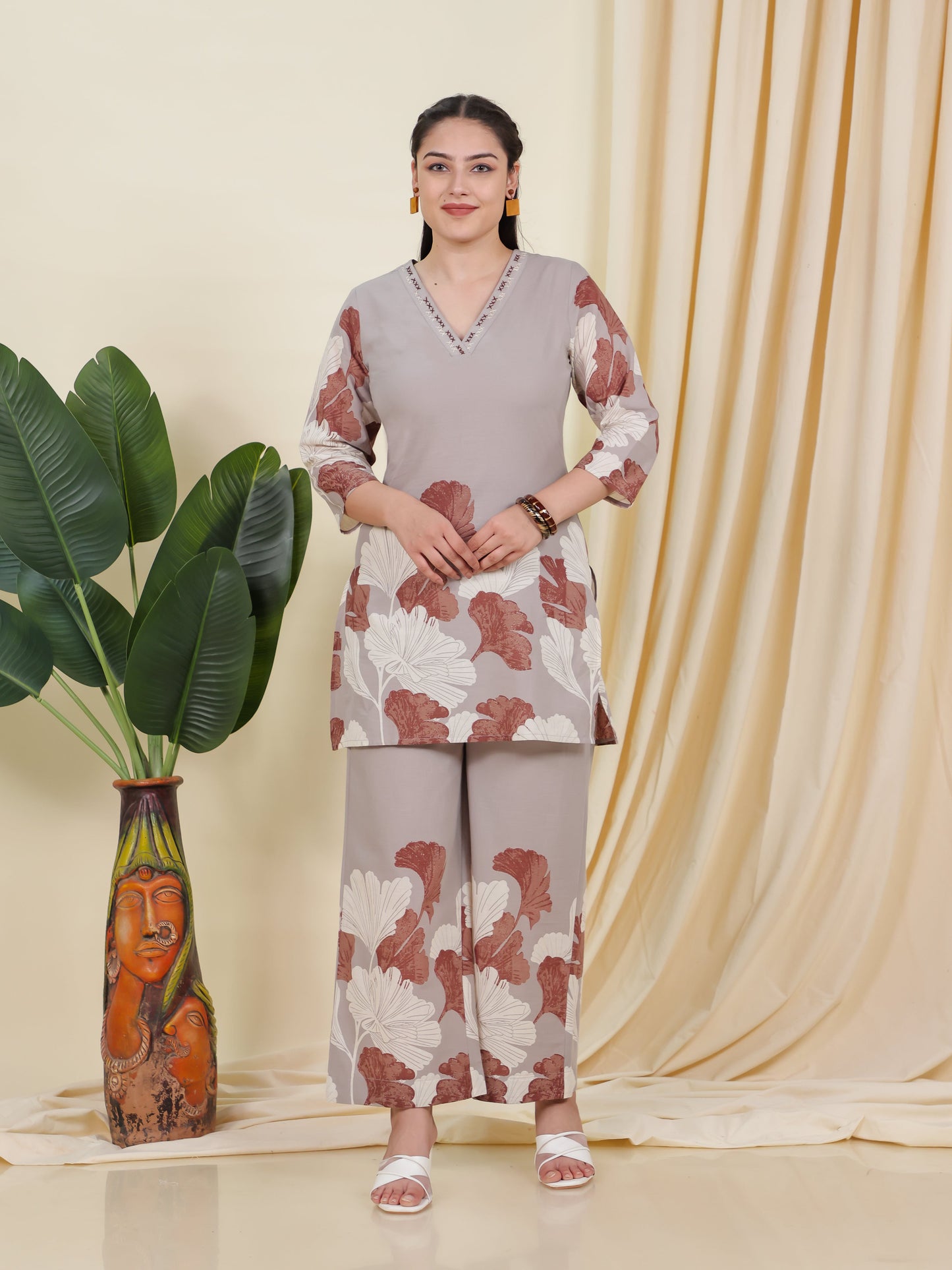 Soft Cotton Placement Print Straight Grey Kurta
