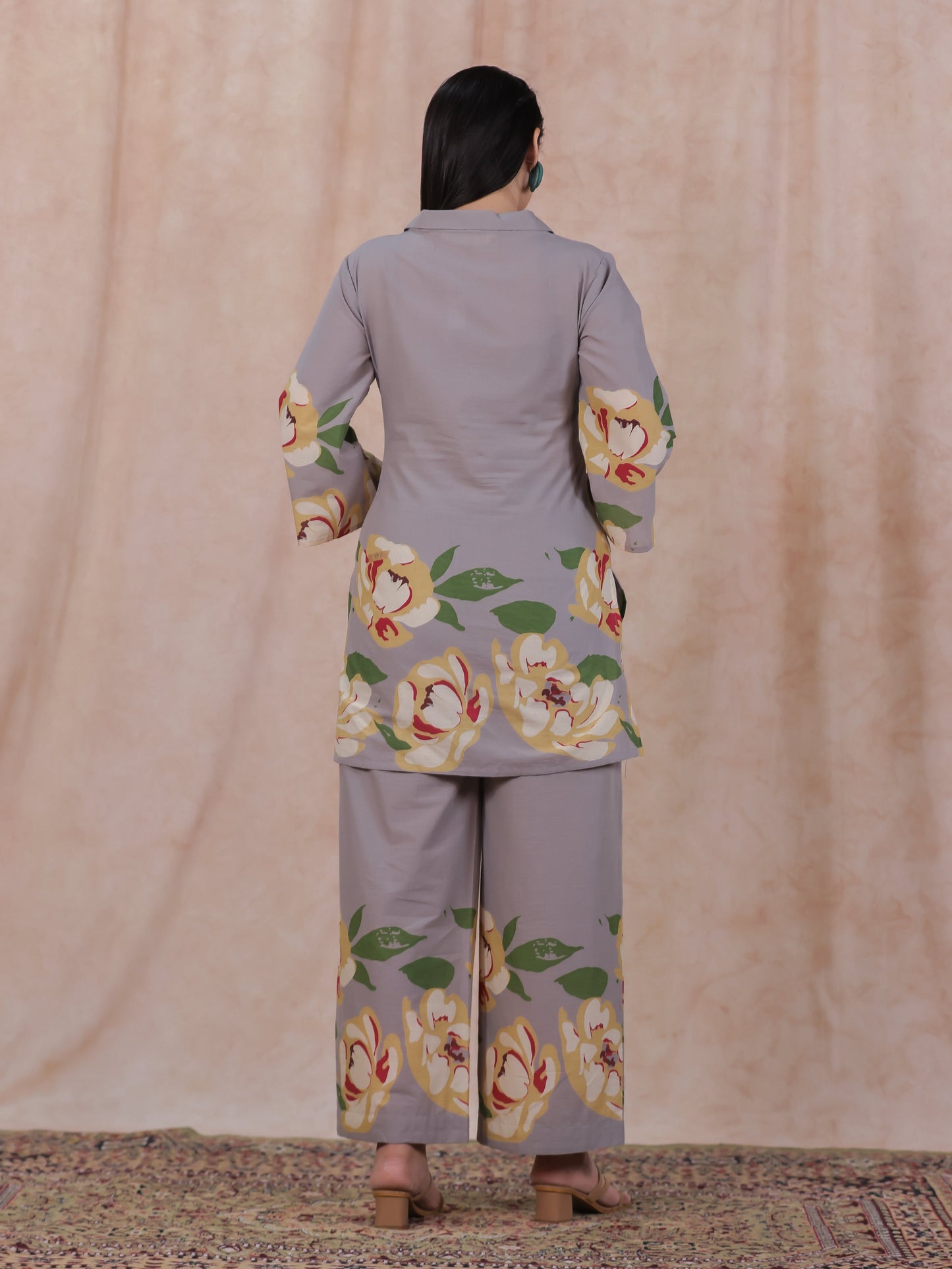 Soft Cotton Placement Print Straight Grey Kurta