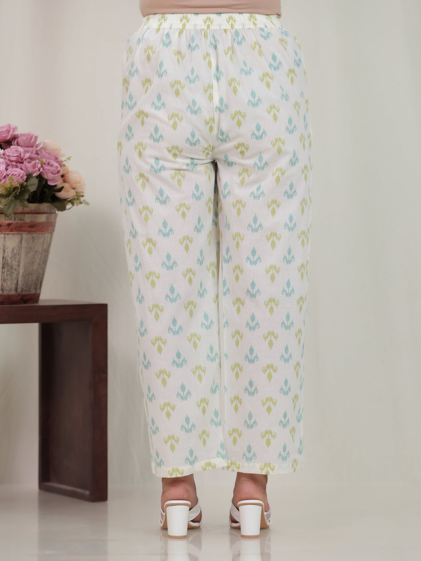 Soft Cotton Ikat Off White Straight Straight Trousers