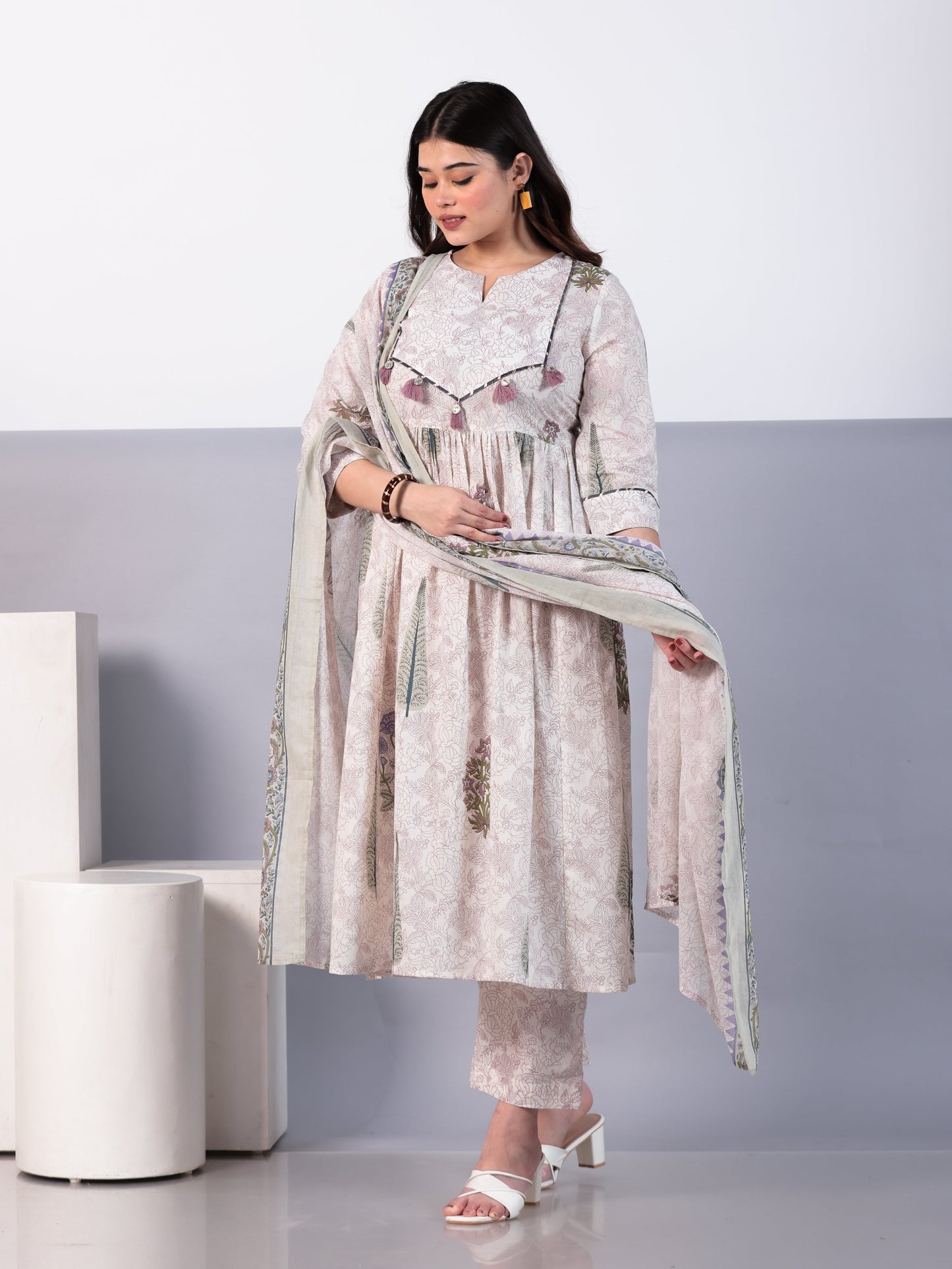 Cotton Voile Floral Off White Dupatta