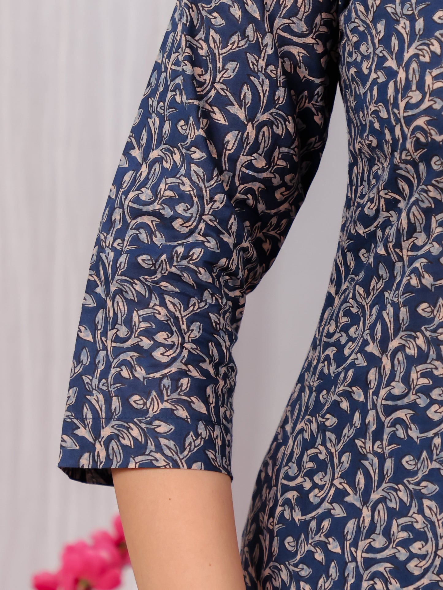 Soft Cotton Floral Straight Blue Kurta