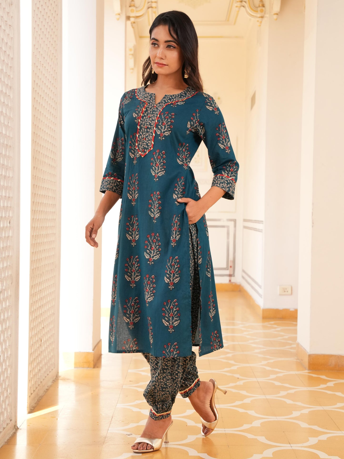 Soft Cotton Floral Straight Blue Kurta
