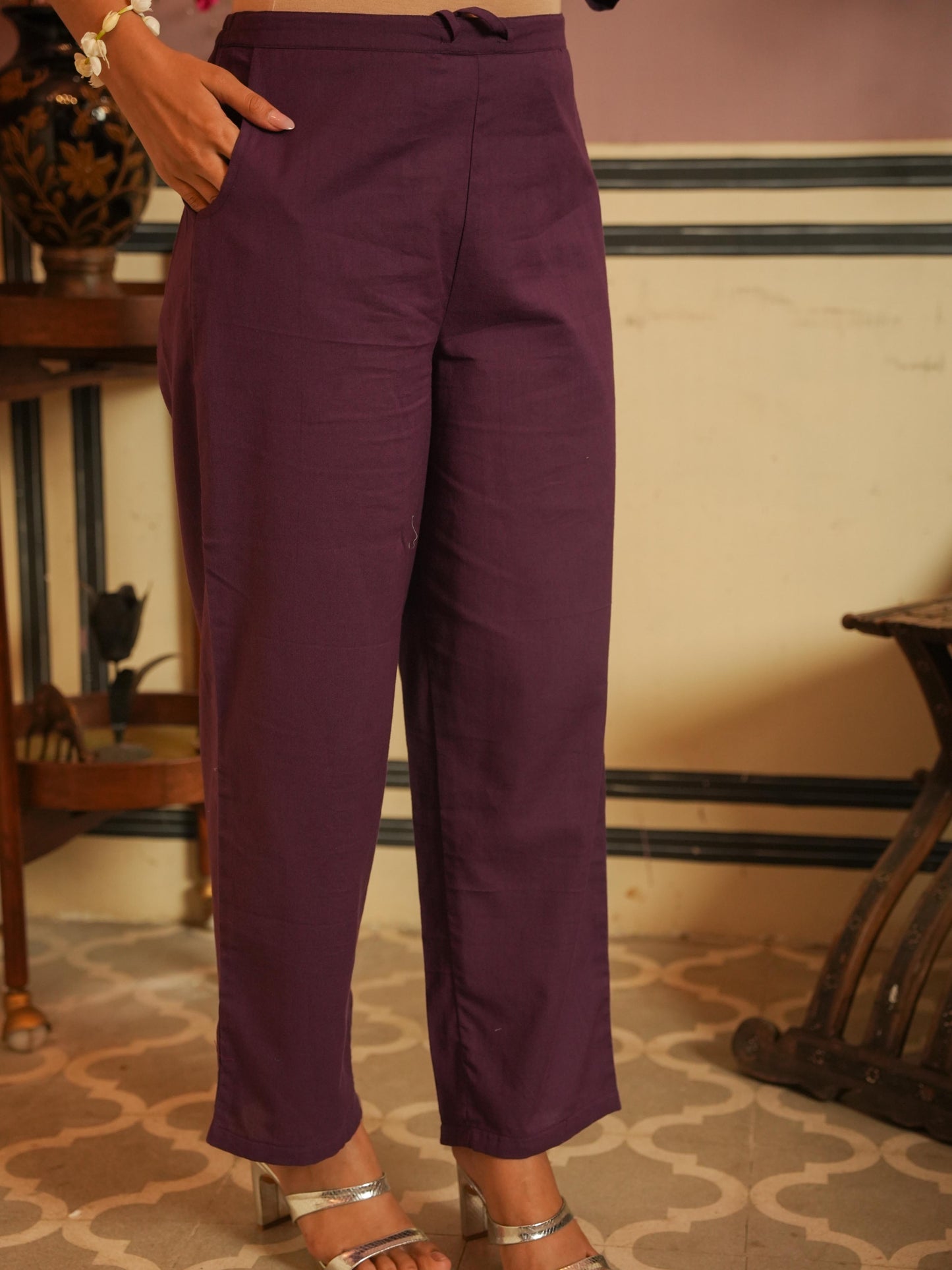 Embroidered Linen Cotton Solid Straight Purple Kurta