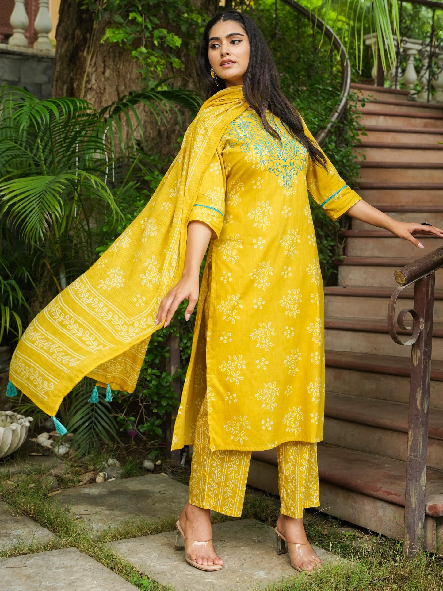 Embroidered Soft Cotton Bandhani Straight Yellow Kurta