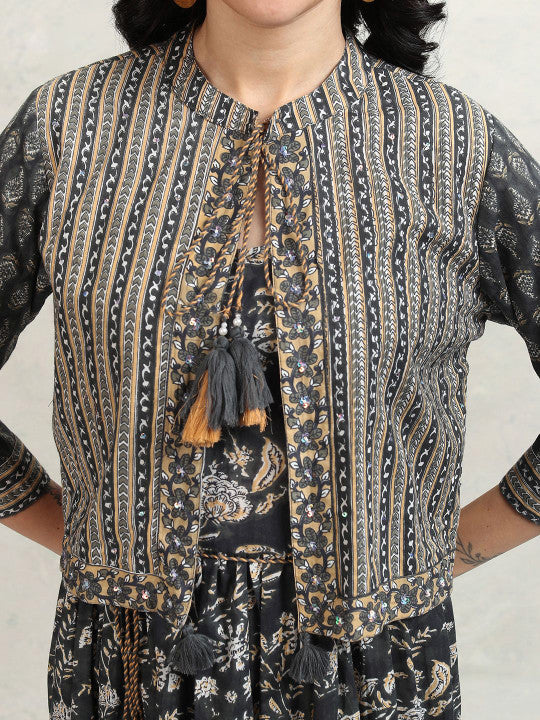 Vishudh Floral Printed Fit and Flare Maxi Ethnic Dress With tie up shrugs