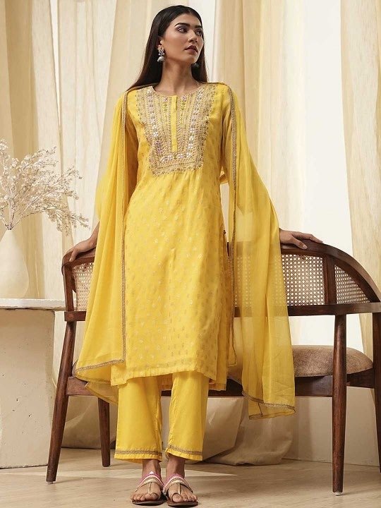 Biba Women Floral Embroidered Regular Beads and Stones Kurta