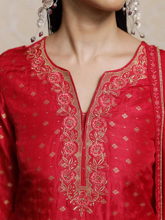 Ganga Women Regular Raw Silk Kurta