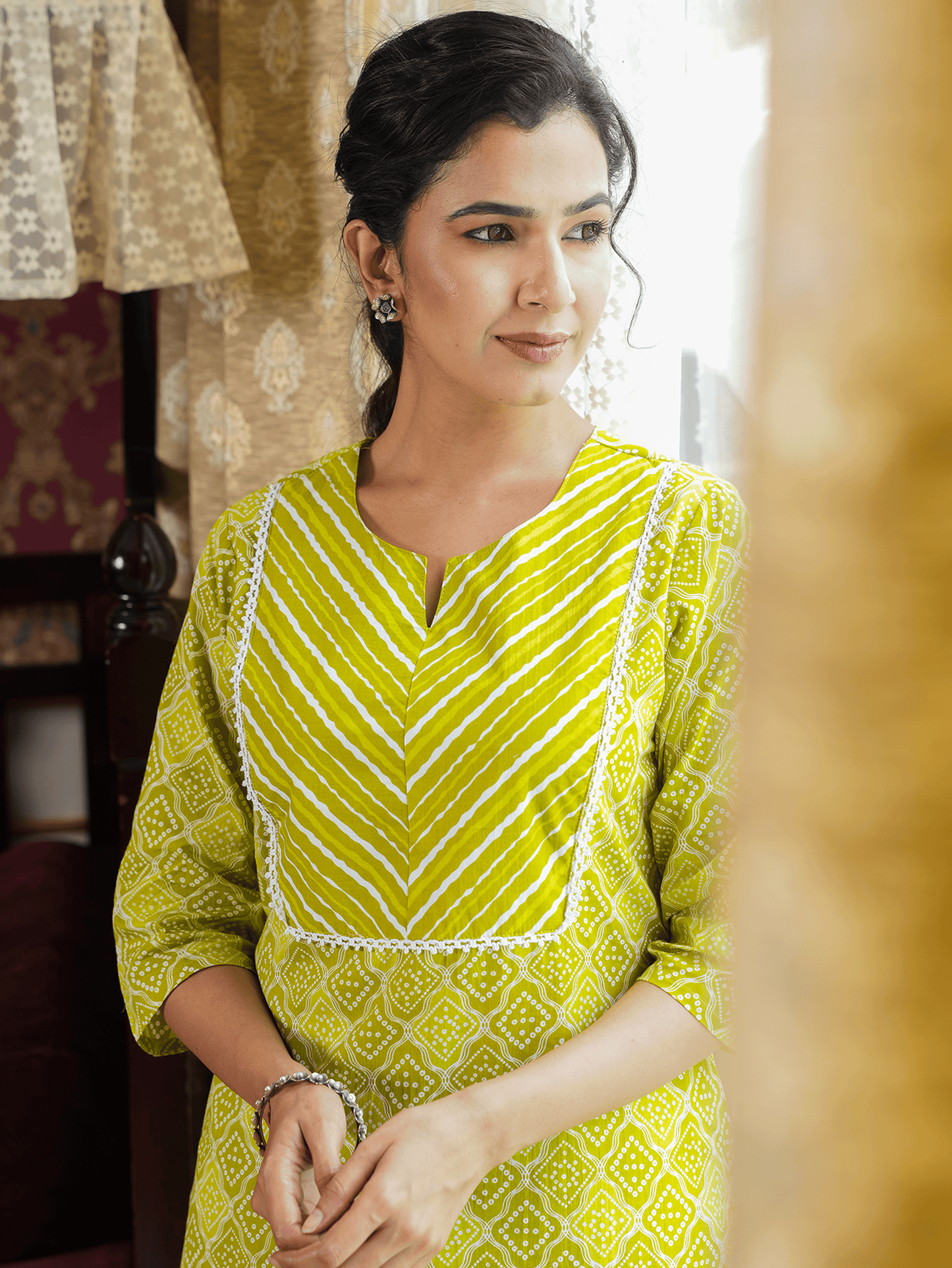 Soft Cotton Geometric Straight Green Kurta