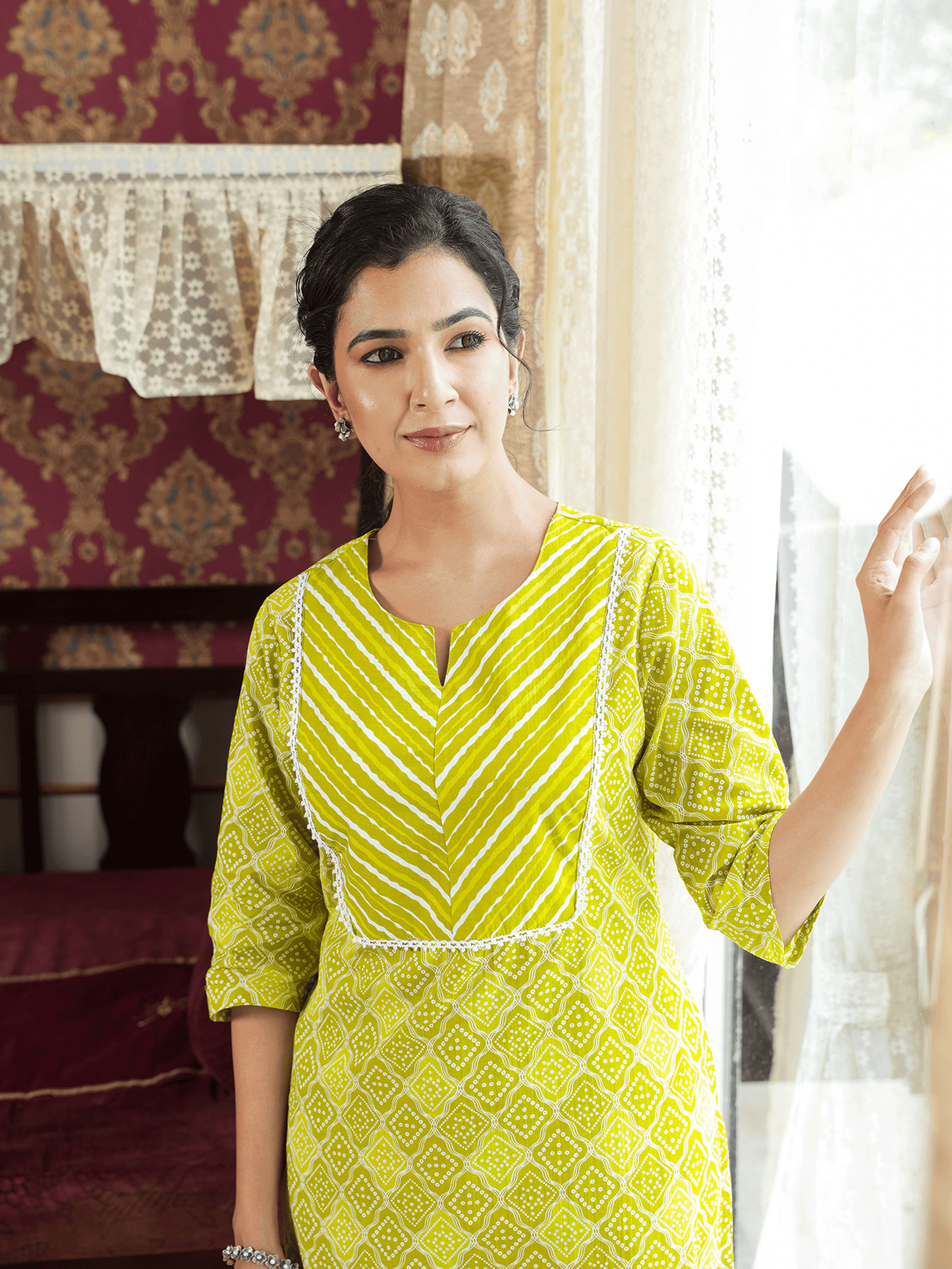 Soft Cotton Geometric Straight Green Kurta