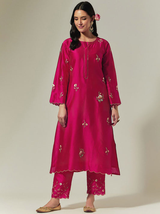 Anantaa by roohi trehan Floral Embroidered Chanderi Silk Kurta