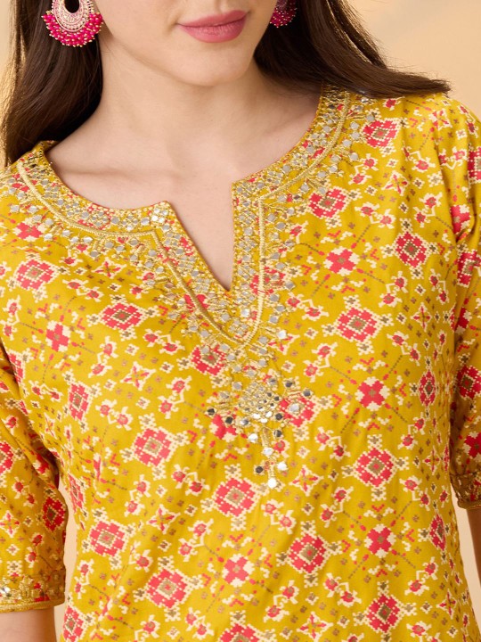 Globus Embroidered Round Neck Kurti & Palazzos Co-OrdsSet