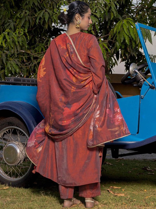 EARTH O FAB Women Printed Regular Chanderi Silk Kurta