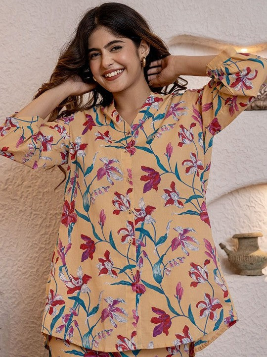 FEATHERS CLOSET Floral Printed V-Neck Pure Cotton Top With Trousers