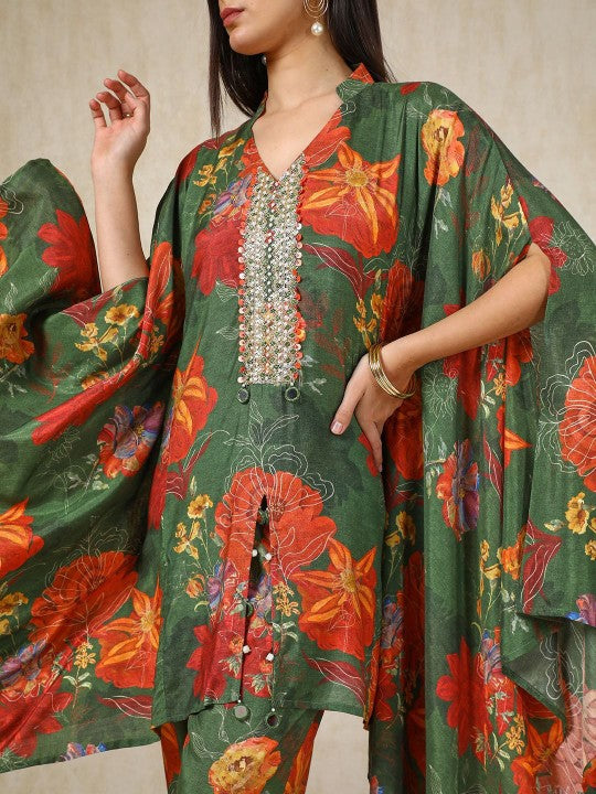 Floral Printed V-Neck Three-Quarter Sleeves Top With Trouser