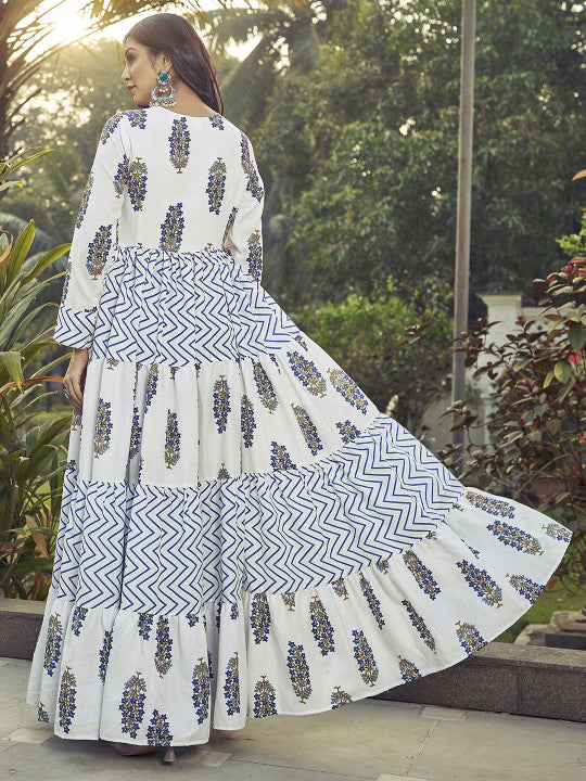 CHANSI Floral Printed Pleated Flared Maxi Dress