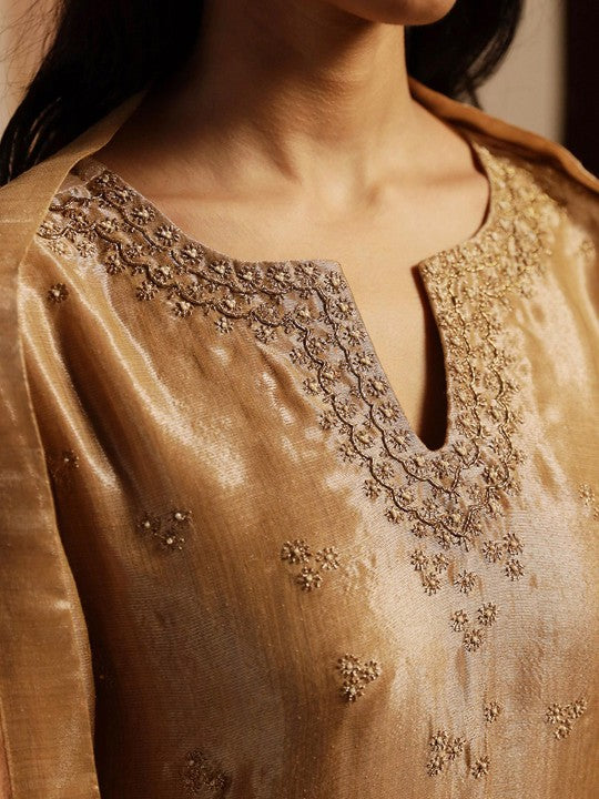 Ganga Women Ethnic Motifs Embroidered Regular Zardozi Kurta
