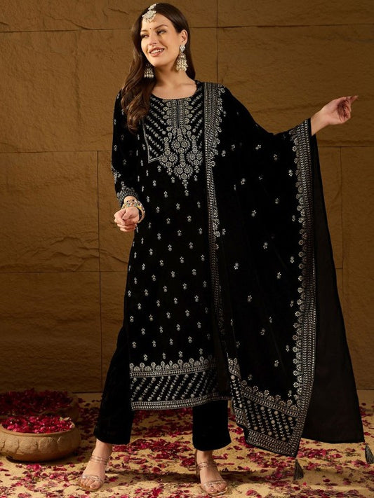 House of Pataudi Floral Embroidered Sequinned Straight Kurta