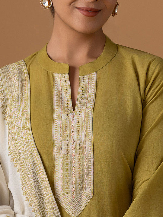 WOMEN PLUS Women Embroidered Thread Work Pure Cotton Kurta with Trousers & With Dupatta
