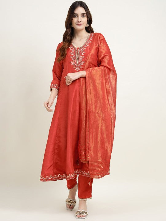 ZARI Women Floral Embroidered Regular Thread Work Kurta