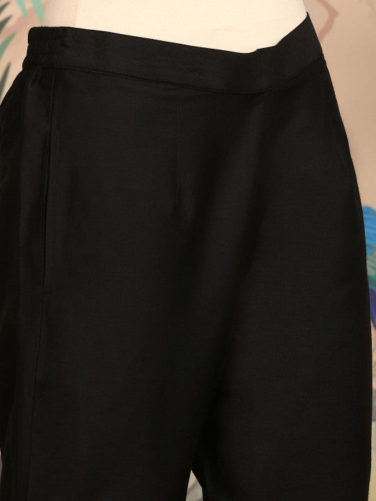 Ishin Women Regular Kurta with Trousers & With Dupatta