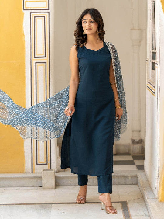 ASPORA Pure Silk Jacquard Straight Kurta With Trousers & Dupatta