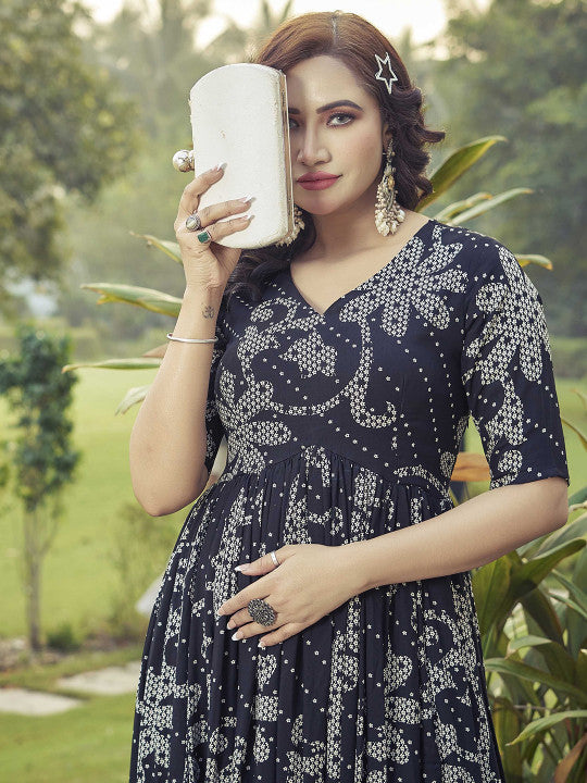 CHANSI Floral Printed Pleated Flared Maxi Dress