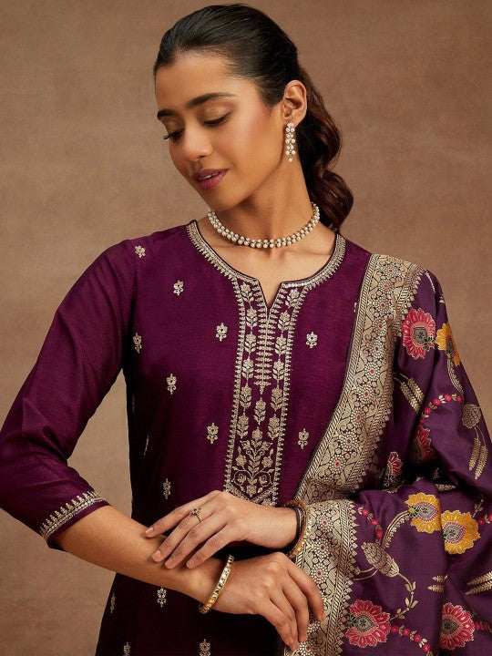 GUNVANTI FAB Women Floral Embroidered Regular Pure Cotton Kurta