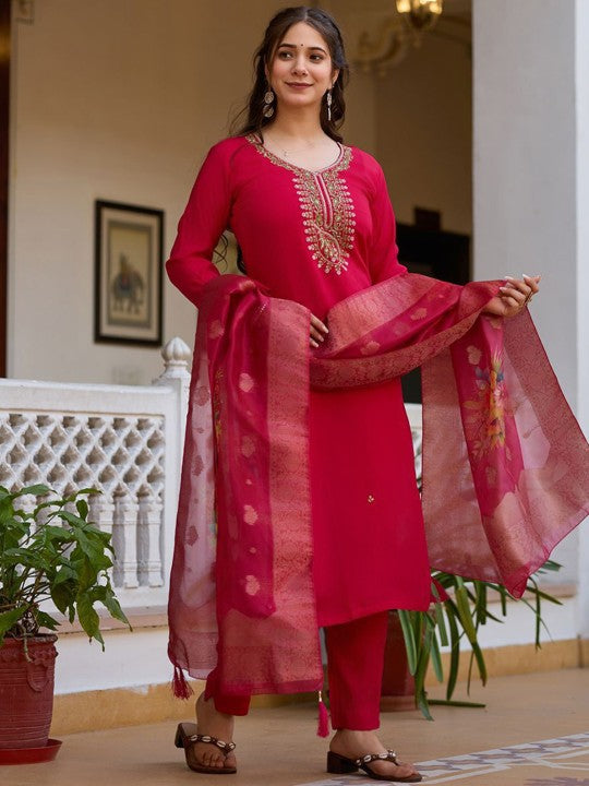 DEVATITHI Women Pink Viscose Chanderi Kurti Pant Dupatta