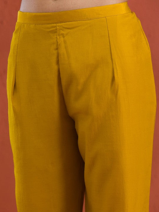 Floral Yoke Design Sequinned Straight Kurta