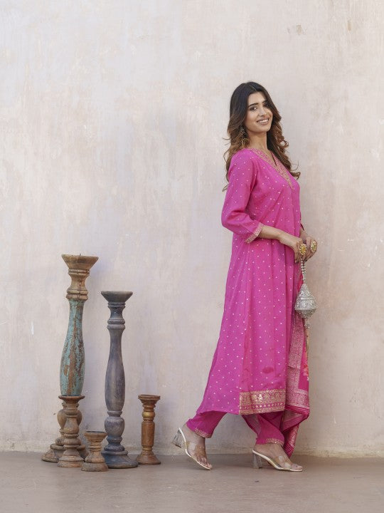 House of Pataudi Bandhani Printed V-Neck Panelled Anarkali Kurta