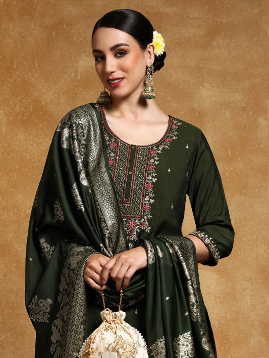 Varanga Women Floral Yoke Design Regular Kurta