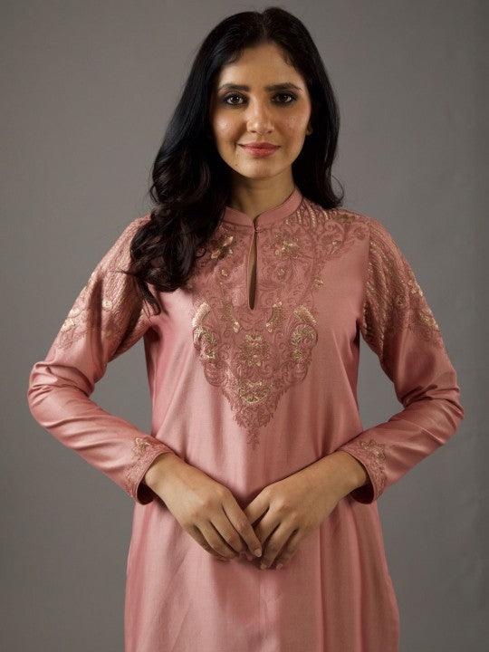 Balance by Rohit Bal Women Embroidered Regular Chanderi Silk Kurta