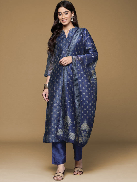 House of Pataudi Women Floral Printed Straight Kurta With Trousers & Dupatta