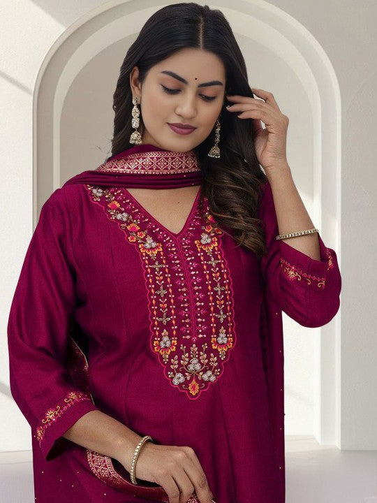 Floral Yoke Design Panelled Sequinned A-Line Kurta